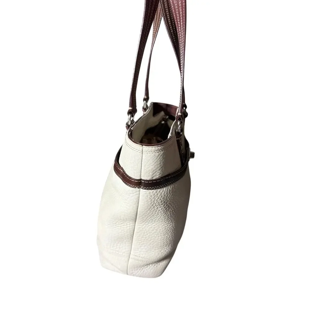 Coach Hampton Y2K White and Brown Tote Bag Turnlock Milled Leather 2009